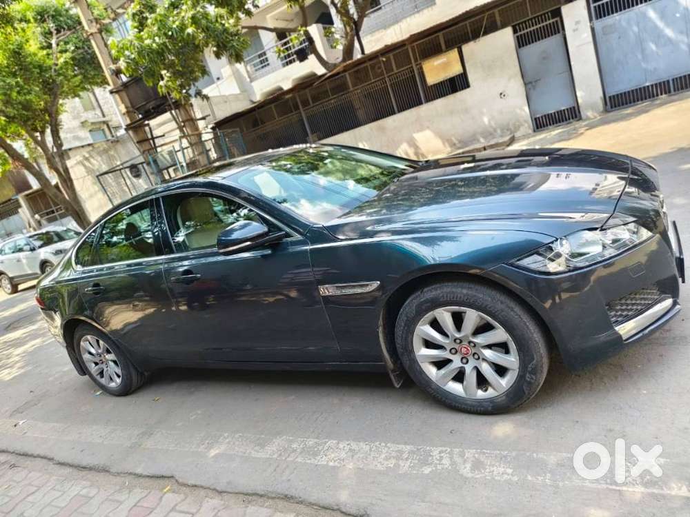 Jaguar Xf 2017 Diesel 75000 Km Driven