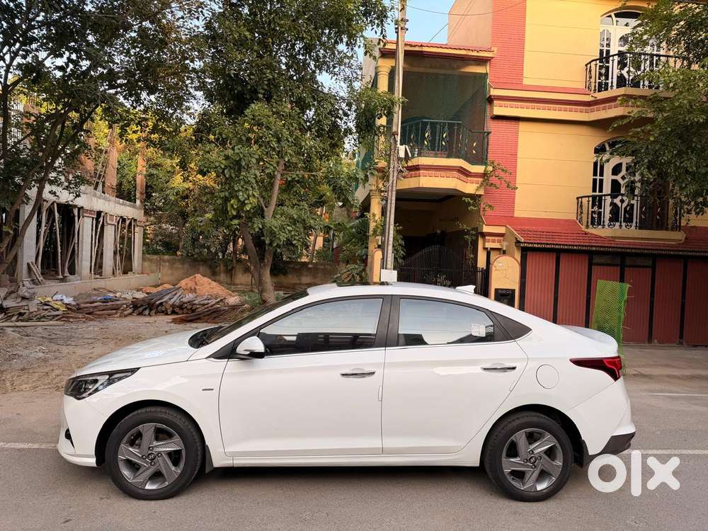 Hyundai Verna 1.5 Sx (o) Ivt, 2021, Petrol
