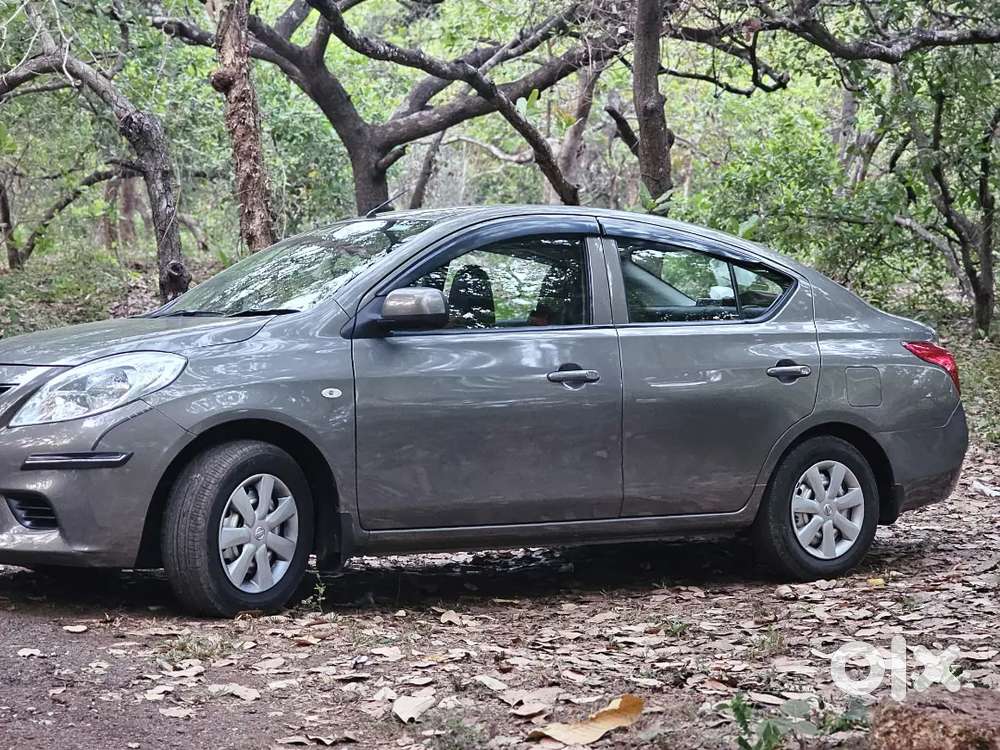 Nissan Sunny Petrol 2012