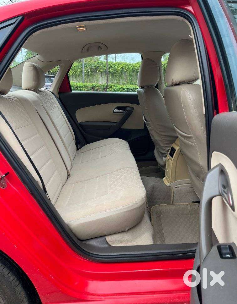 Volkswagen Vento Petrol Highline, 2011, Petrol