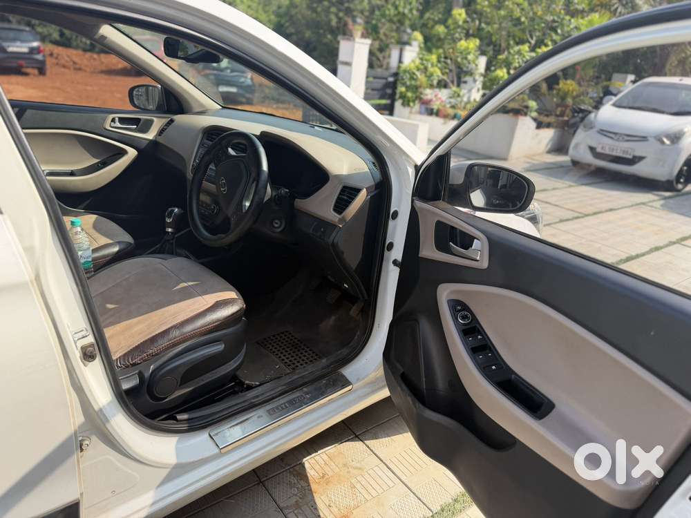 Hyundai I20 Sportz 1.2 Bs-iv, 2015, Petrol