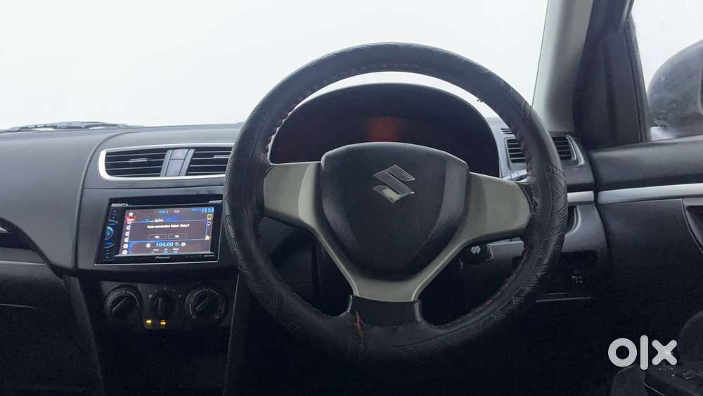 Maruti Suzuki Swift Vvt Vxi, 2014, Petrol