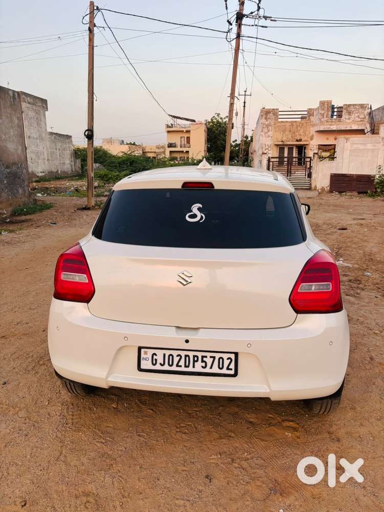 Maruti Suzuki Swift Petrol 2023