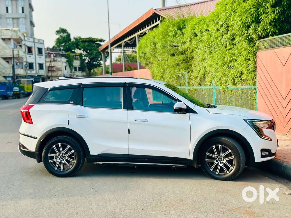 Mahindra Xuv700 2.2 Ax 7 Diesel At Luxury Pack Str Awd, 2023, Diesel