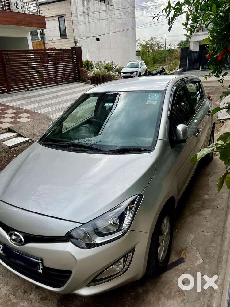 I20 Sports Diesel Silver Single Hand Driven