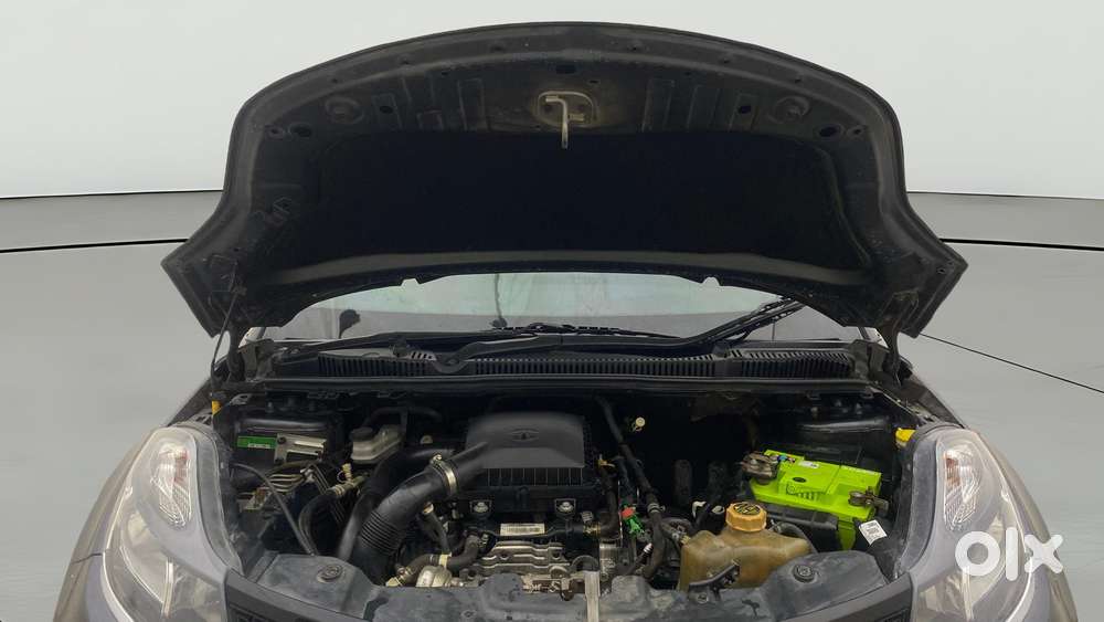 Tata Nexon 1.2 Revotron Xma, 2018, Petrol