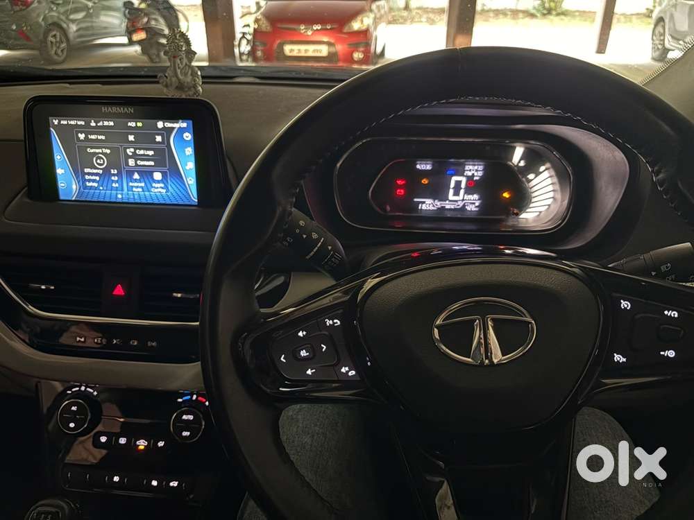 Tata Nexon 2023 Petrol