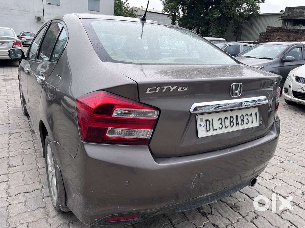 Honda City V At Sunroof I-vtec, 2013, Petrol