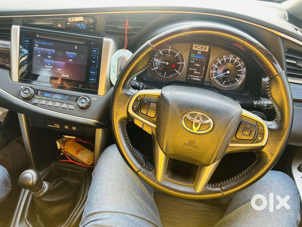 Toyota Innova Crysta 2.4 V 8 Str, 2018, Diesel