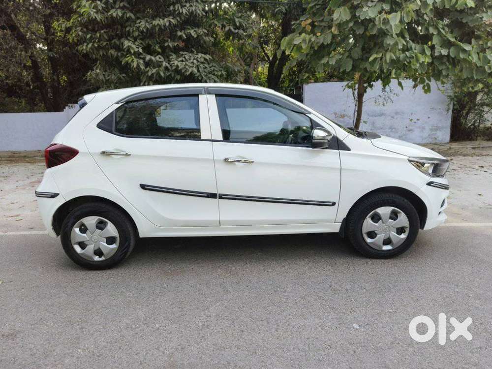 Tata Tiago 1.2 Revotron Xt Cng, 2022, Cng & Hybrids