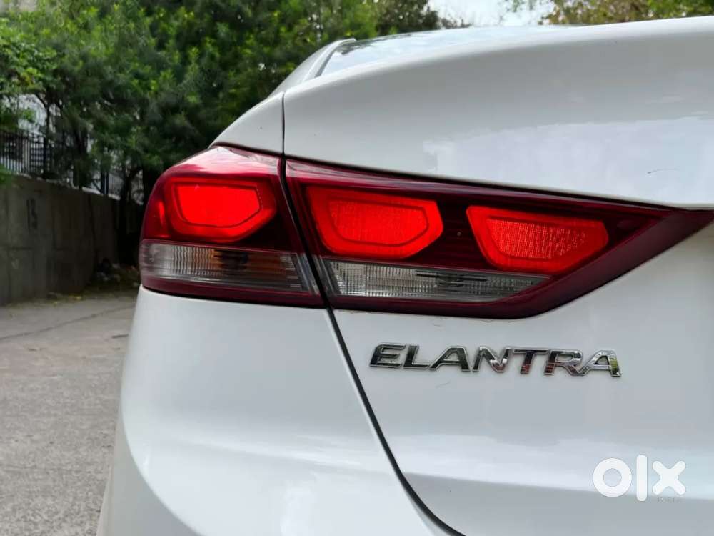 Hyundai Elantra 2.0 S, 2019, Petrol