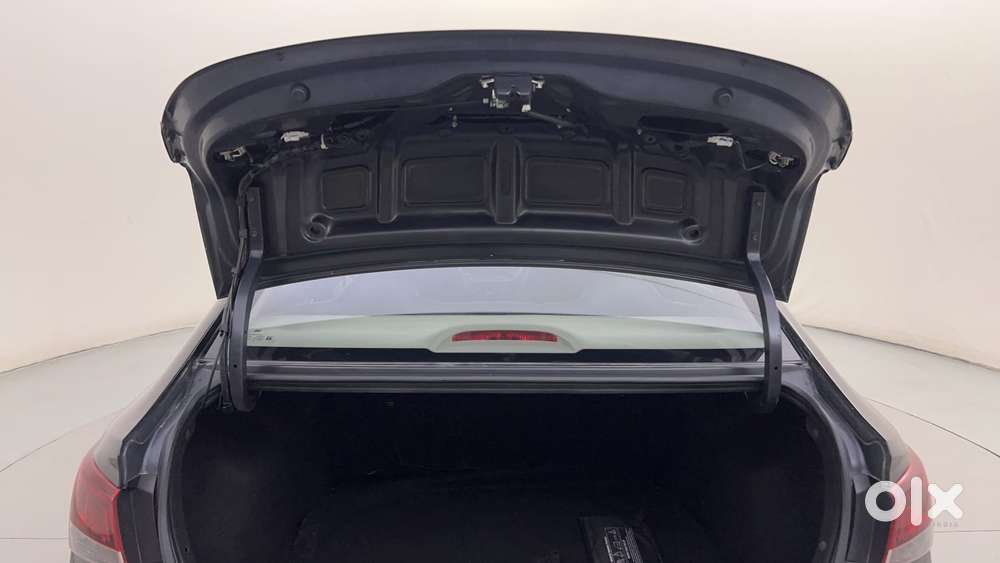 Hyundai Verna 1.5 S Plus Petrol Mt, 2022, Petrol