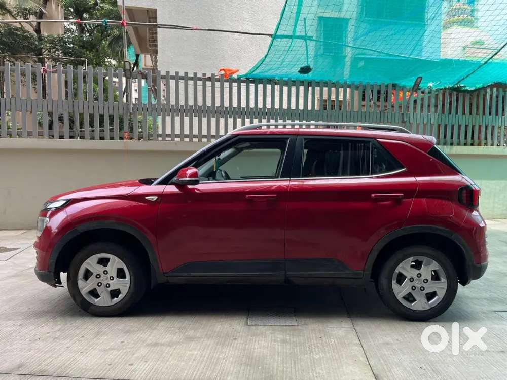 Hyundai Venue 2023 Petrol Single Owner For 5.25000