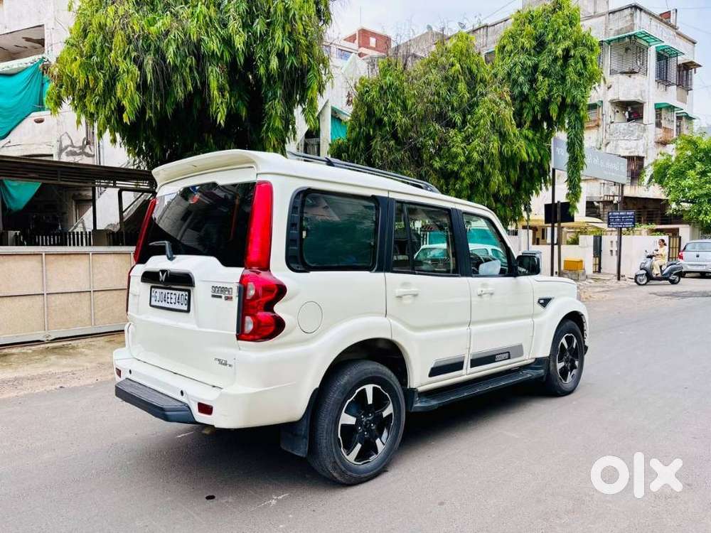 Mahindra Scorpio Classic 2.2 S 11 Mt 7 Str, 2023, Diesel