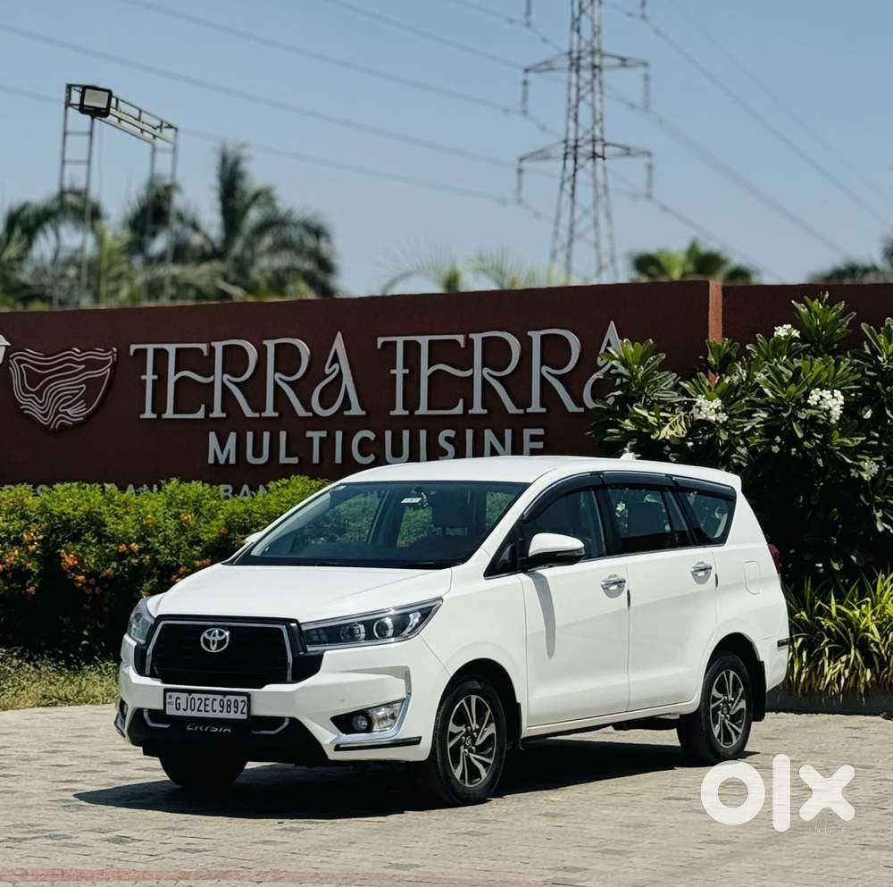 Toyota Innova Crysta 2.4 V 7 Str, 2023, Diesel