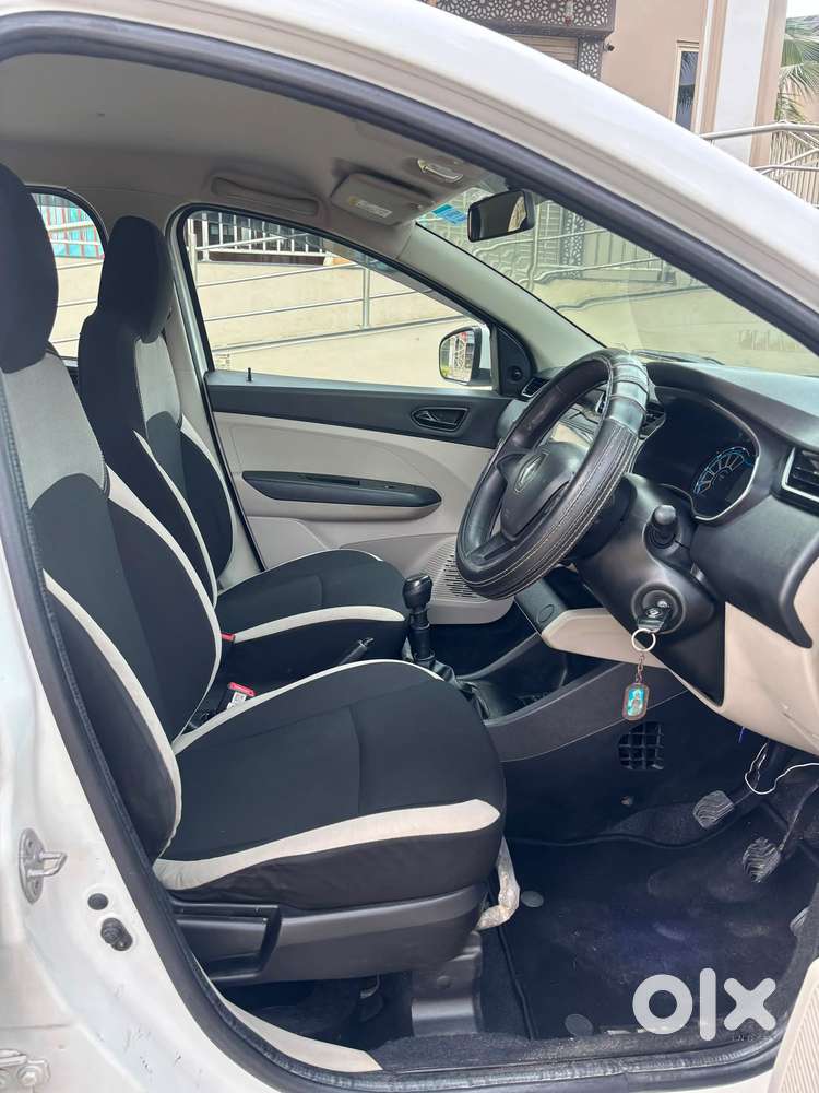 Renault Triber Rxl, 2021, Petrol