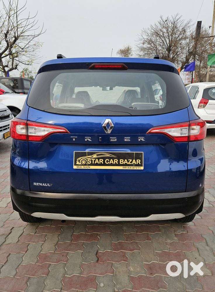 Renault Triber Rxt, 2022, Petrol