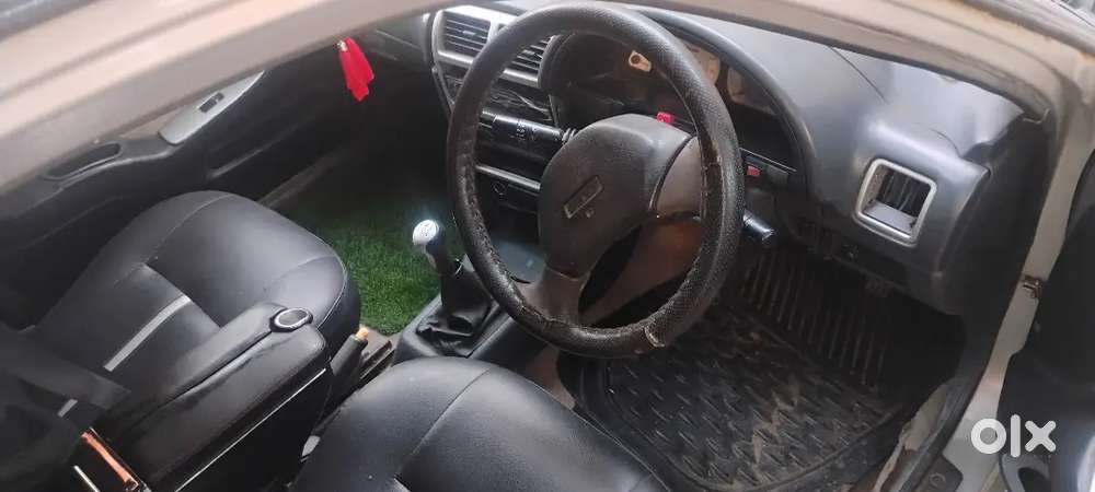 Maruti Suzuki Esteem Type 3.