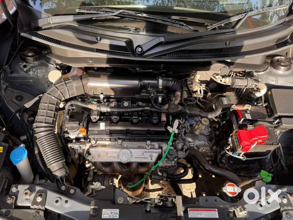 Maruti Suzuki Swift Vxi Abs Bsiv, 2023, Petrol