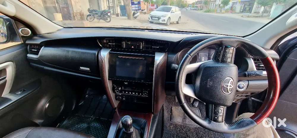 Toyota Fortuner 2019 Diesel 88700 Km Driven