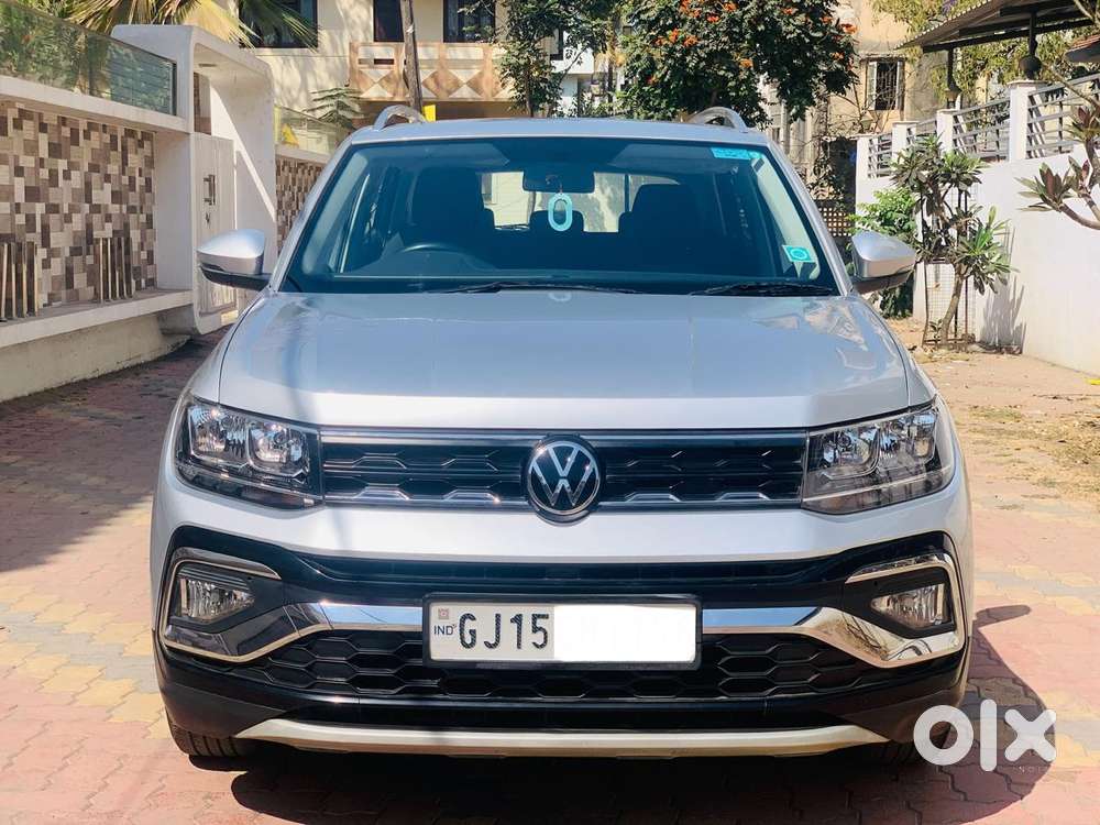 Volkswagen Taigun 1.0 Tsi Highline At, 2022, Petrol