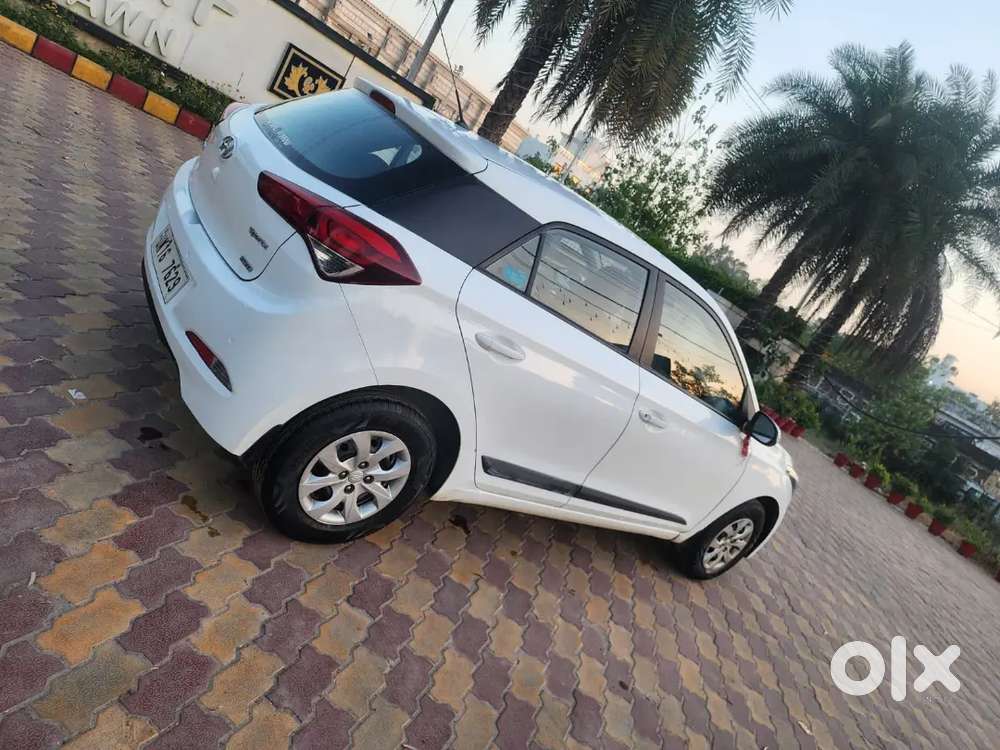 Hyundai I20 2015 Petrol 52000 Km Driven
