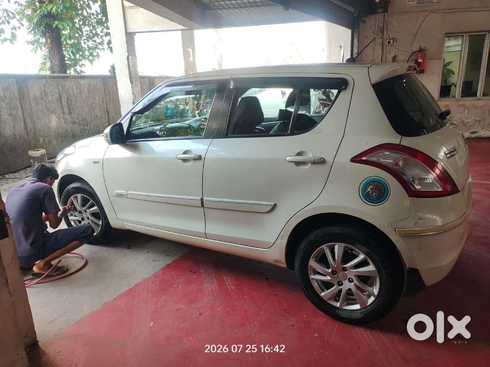 Maruti Suzuki Swift 2012