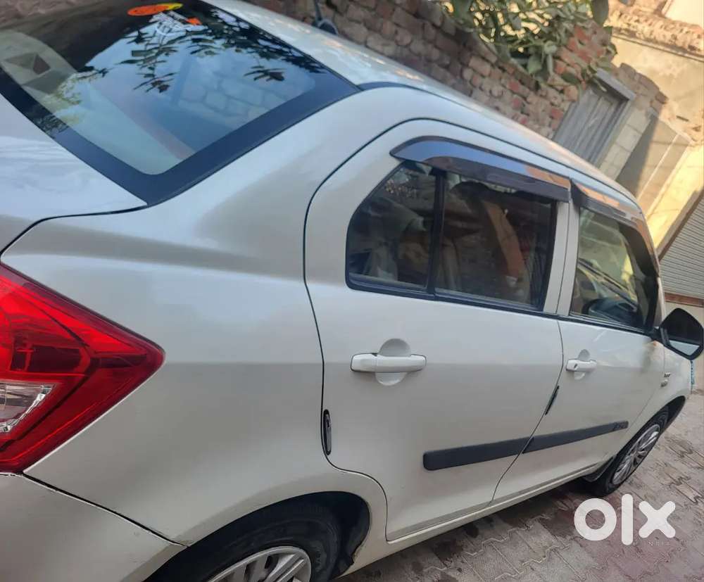 Maruti Suzuki Dzire 2016 Petrol 98000 Km Driven