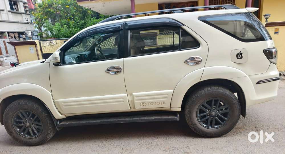 Toyota Fortuner 3.0 4x2 Automatic, 2015, Diesel