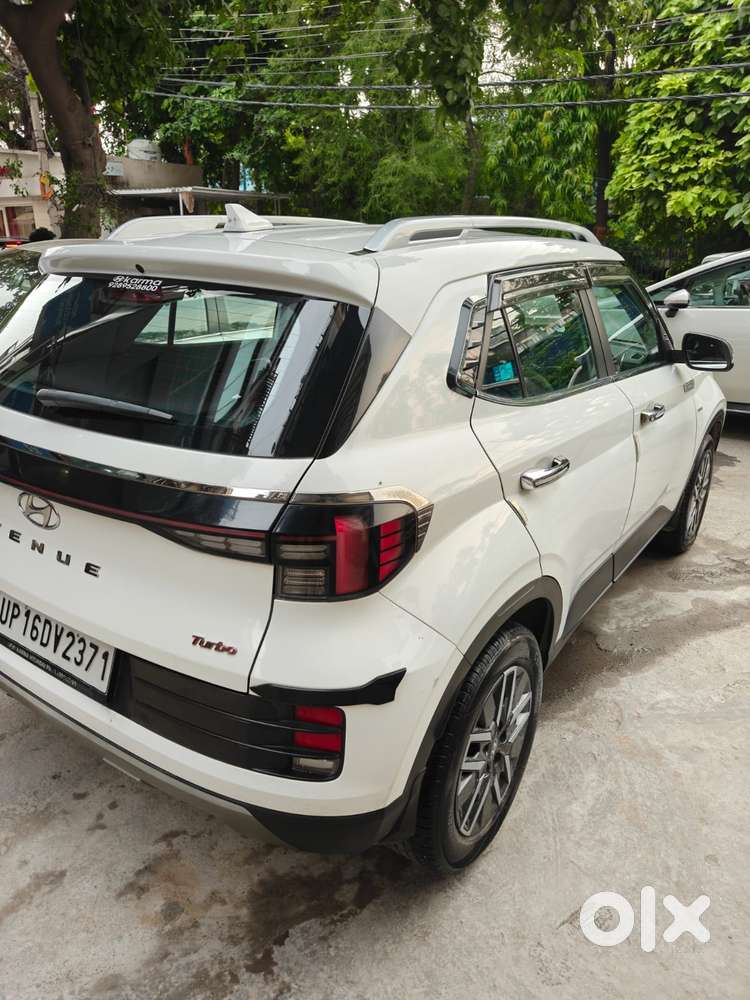 Hyundai Venue S Turbo, 2023, Petrol