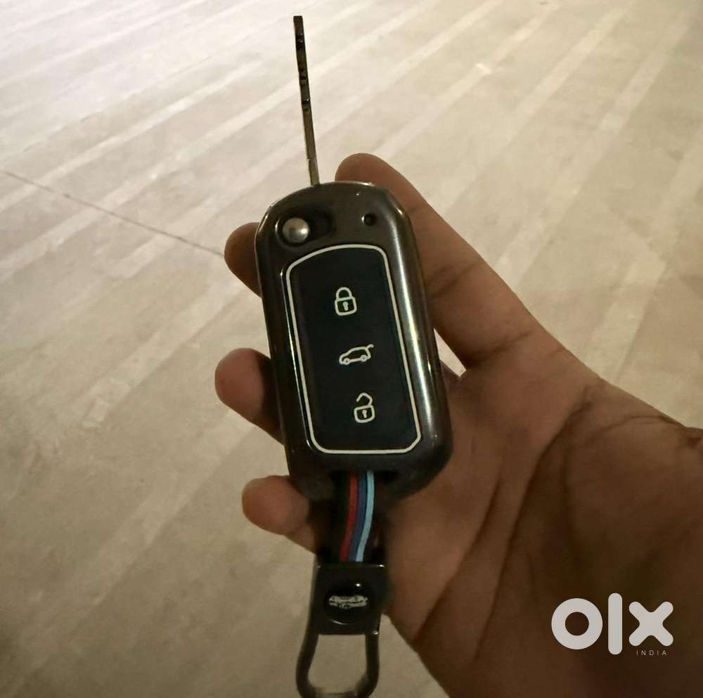 4600 Km / Scorpio N / Z2 Petrol / Base To Top