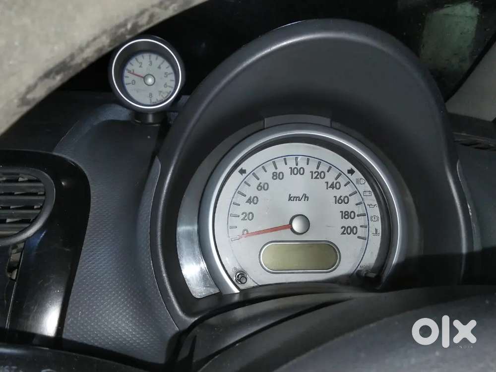Maruti Suzuki Ritz Lxi  Nov 2015  Petrol + Rto Approved Cng  White