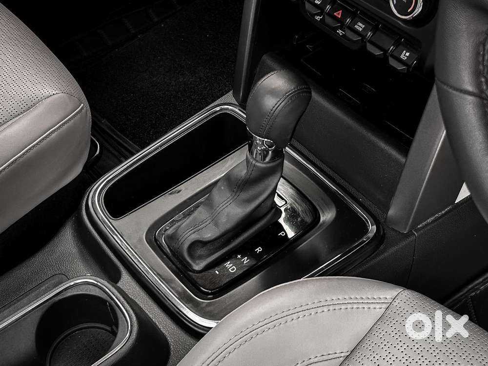 Mahindra Thar Roxx Ax7 L Petrol At 2wd, 2025, Petrol