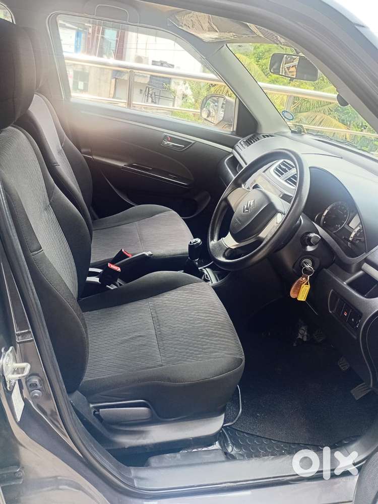 Maruti Suzuki Swift Vxi Optional, 2016, Petrol