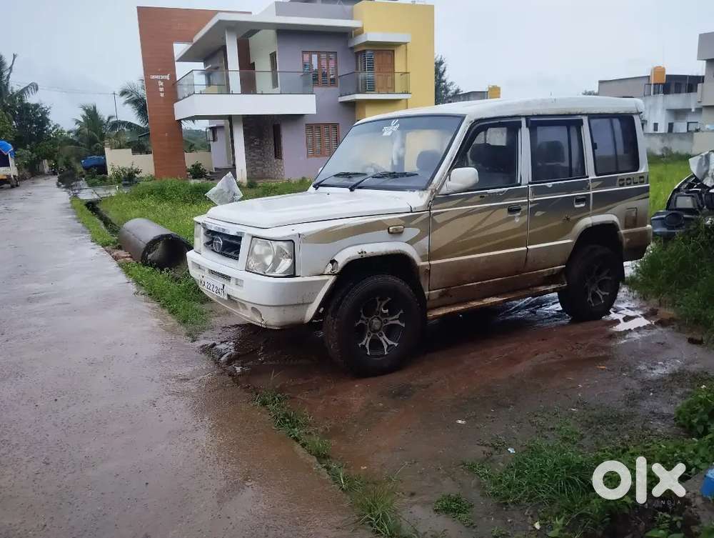 Car In Good Condition Well Maintain Power Steering And Alloys Added