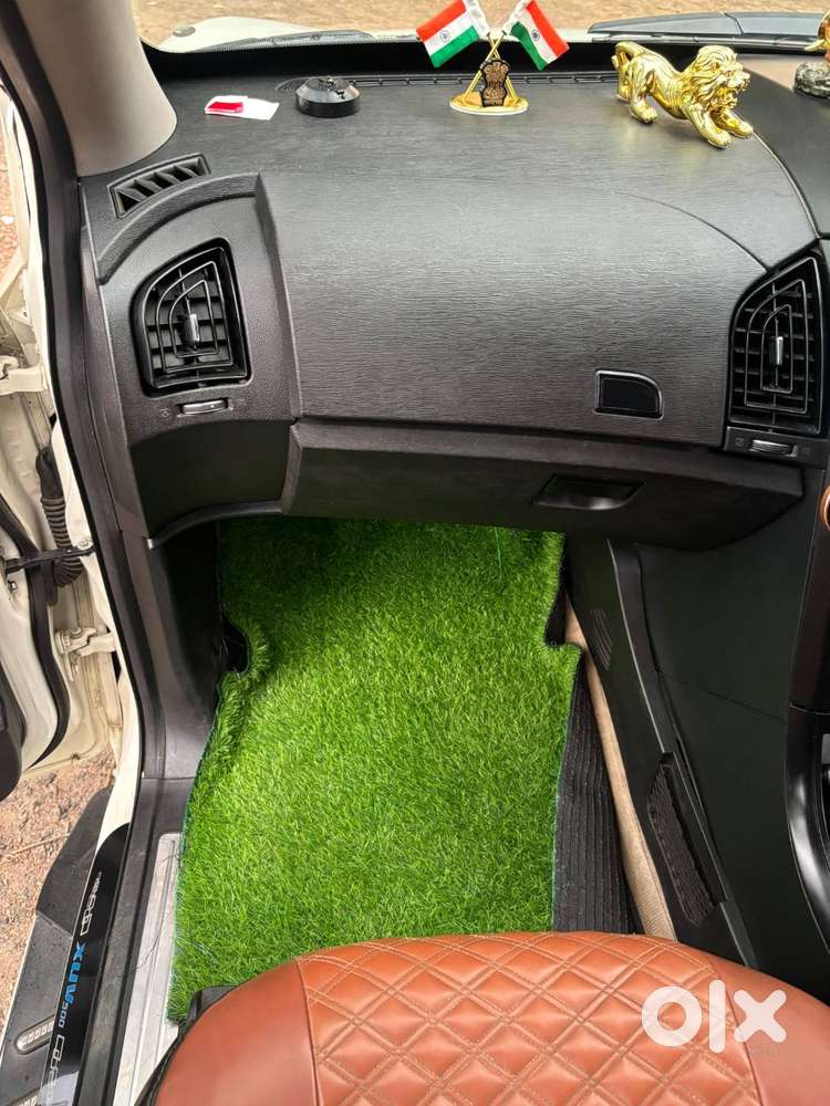 Mahindra Xuv500 2020 December Registration Diesel Well Maintained