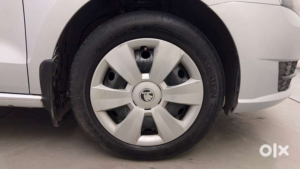 Skoda Rapid 1.0 Tsi Active, 2020, Petrol