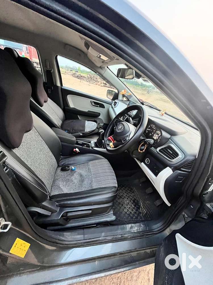 Tata Altroz Petrol Good Condition