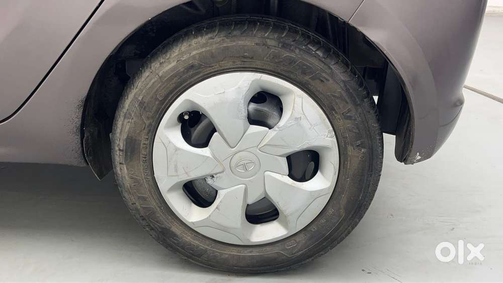 Tata Tiago 1.2 Revotron Xz Wo Alloy, 2018, Cng & Hybrids