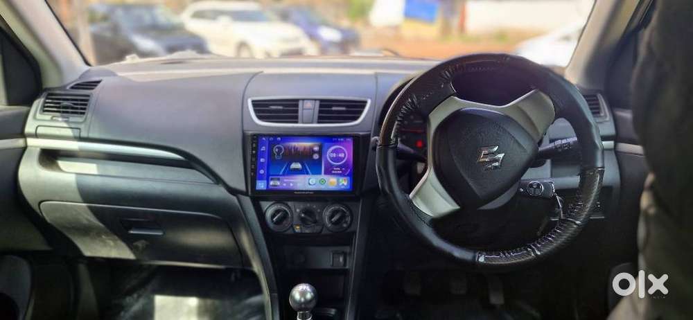Maruti Suzuki Swift Vxi + Manual, 2017, Petrol