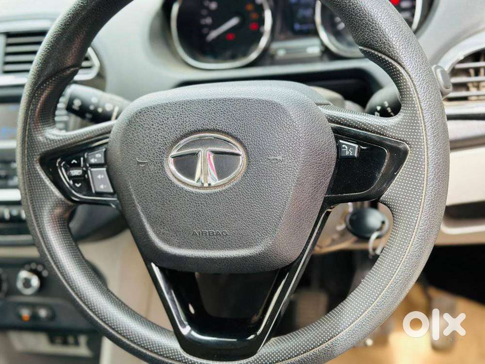 Tata Tiago Xz Opt, 2019, Petrol