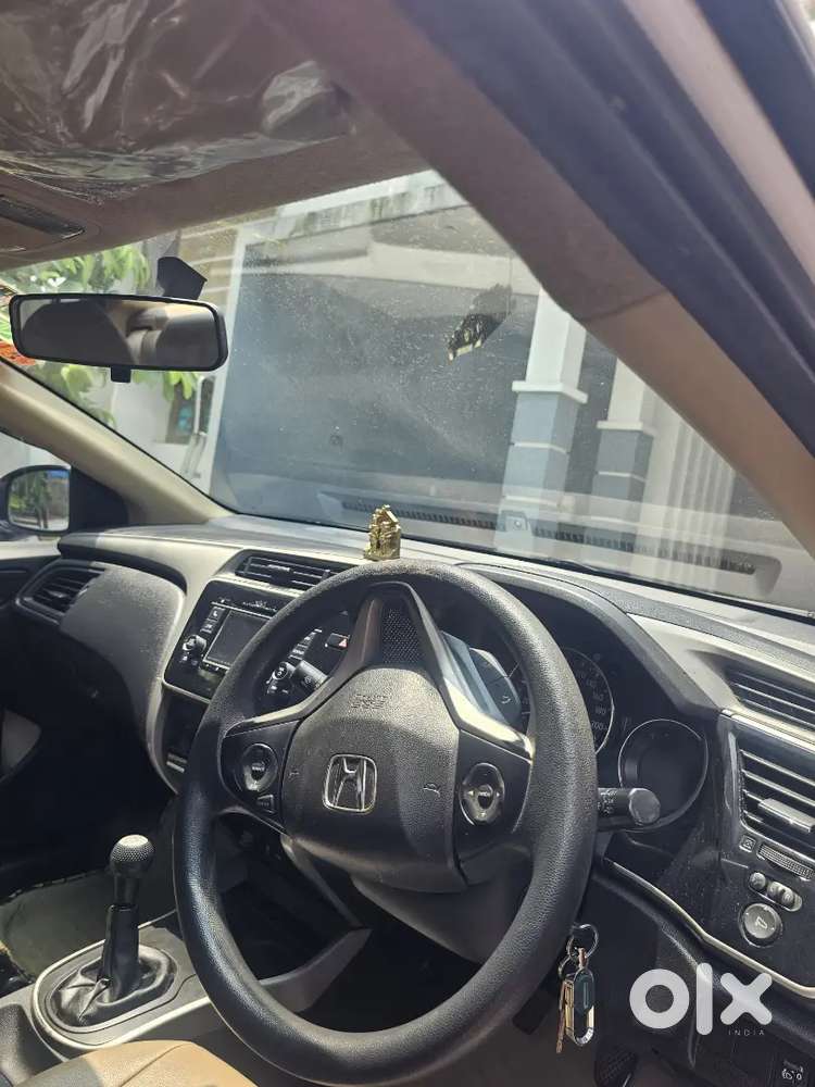 No Accident No Complaint Neet And Clean