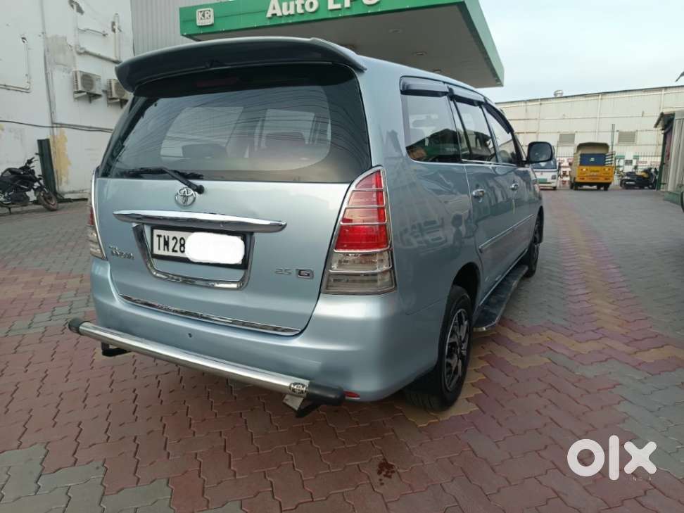 Toyota Innova 2.5 G (diesel) 7 Seater Bs Iv, 2011, Diesel
