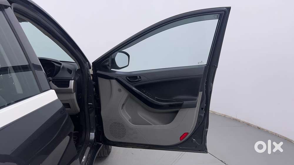 Tata Nexon 1.2 Revotron Xm, 2019, Petrol