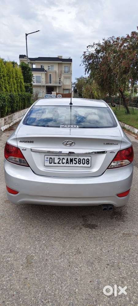Hyundai Verna 1.6 Sx (o) Vtvt, 2011, Petrol