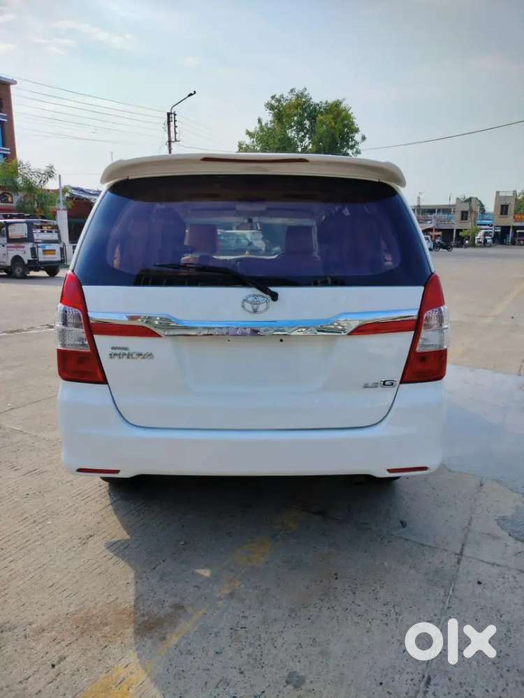 Toyota Innova 2009 With 320000 Km Driven