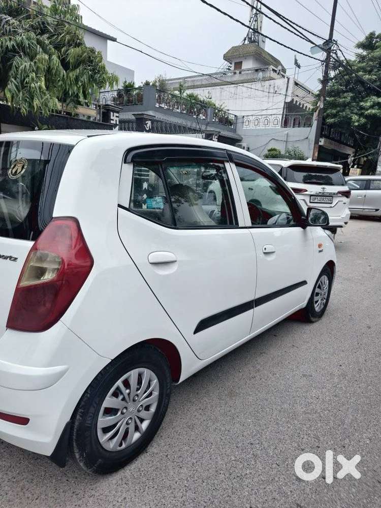 Hyundai I10 1.2 Kappa Sportz, 2015, Cng & Hybrids