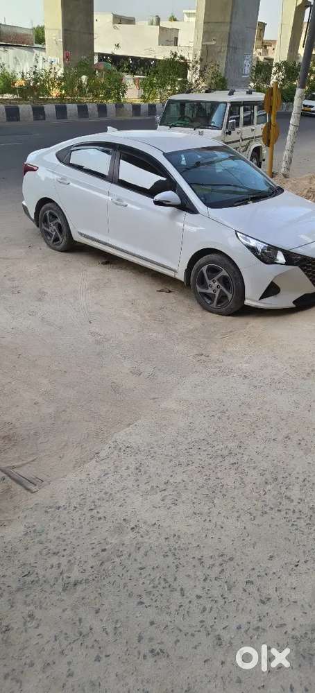 Varna 1.5 Petrol S Plus