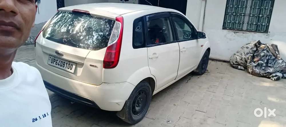 Ford Figo Titanium Plus 2012