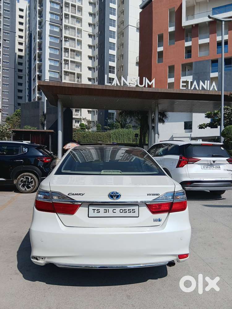 Toyota Camry Hybrid 2017
